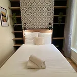 Levis - Batignolles 6p Appartement Parijs