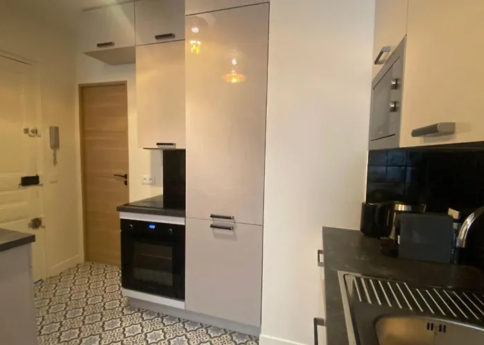 Levis - Batignolles 6p *